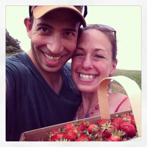 Strawberry Picking Liz And RyanBaltimore Wedding Engagement   Strawberry Picking 